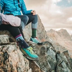 Darn Tough Bear Town Micro Crew Socks - Women's 13 Darn Tough Bear Town Micro Crew Socks - Women's -Darn Tough Sales 733c6e58 4464 433d ae58 fbc4aa21c8ae