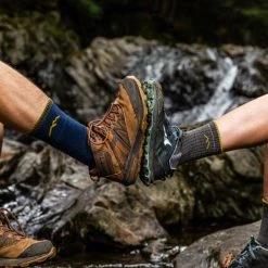 Darn Tough Hiker Boot Sock Cushion Socks - Men's -Darn Tough Sales 7aff0c9f fb57 4613 954c 5e01bd600717