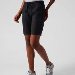 Athleta Farallon Bermuda Shorts - Women's 11 Athleta Farallon Bermuda Shorts - Women's -Darn Tough Sales 83e008d2 6e4f 4371 af36 dc438e23c32f
