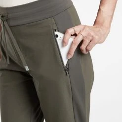 Athleta Headlands Hybrid Trek Jogger Pants - Women's -Darn Tough Sales 88f894c4 d2a3 4782 b64c b60270ac76dd