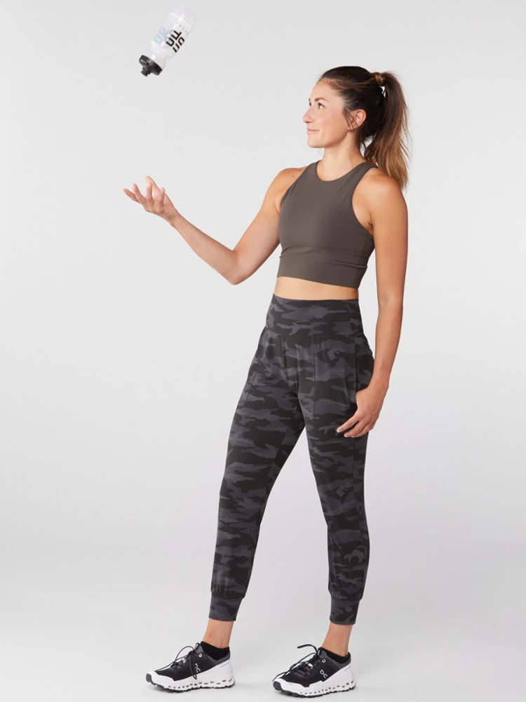Athleta Salutation Jogger Pants - Women's 4 Athleta Salutation Jogger Pants - Women's - Image 4