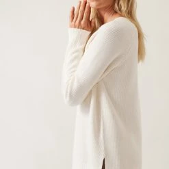 Athleta Hanover Refined V-Neck Sweater - Women's -Darn Tough Sales 98468230 165c 42c2 8784 6bf83312c6be