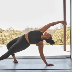 Athleta Conscious Crop Top - D–DD+ Cup - Plus Sizes -Darn Tough Sales b5929036 ceb5 43f1 ba80 5b36dc430ccf