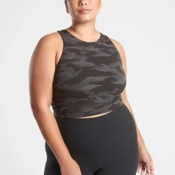 Athleta Conscious Printed Crop Top - D-DD+ Cup -Darn Tough Sales b6954f66 d198 46f2 9aec 2363543f4435