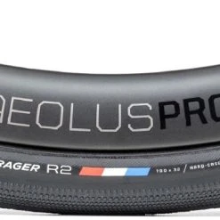 Bontrager R2 Hard-Case Lite Road Tire -Darn Tough Sales c13de114 8a8d 483a 8f27 255014e56fe6