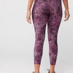 Athleta Salutation Stash Pocket II Printed 7/8 Tights - Women's -Darn Tough Sales c278563b 8ce3 49c6 8e79 29588037b62f