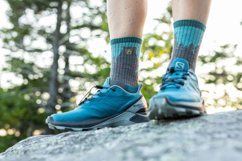 Darn Tough Bear Town Micro Crew Socks - Women's 4 Darn Tough Bear Town Micro Crew Socks - Women's - Image 4