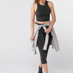 Athleta Conscious Crop Top - A-C Cup -Darn Tough Sales d70cb5c1 fb28 4818 845e 036086e12ecc