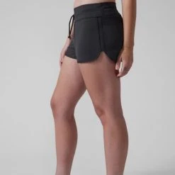 Athleta Surge 2" Swim Shorts - Women's -Darn Tough Sales e6152c4f 25d9 49b7 ac11 c28192432965
