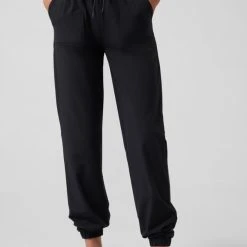 Athleta Unlined High Jump Jogger Pants - Girls'