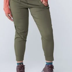 Athleta Trekkie North Jogger Pants - Women's Petite Sizes -Darn Tough Sales ec69f9a8 f804 40cd 8c79 ad8529f9497a