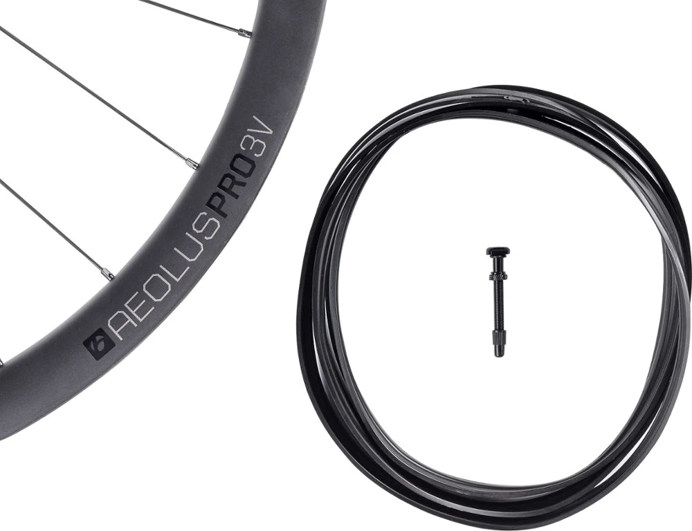 Bontrager Aeolus Pro 3V TLR Disc Road Wheel 7 Bontrager Aeolus Pro 3V TLR Disc Road Wheel - Image 7